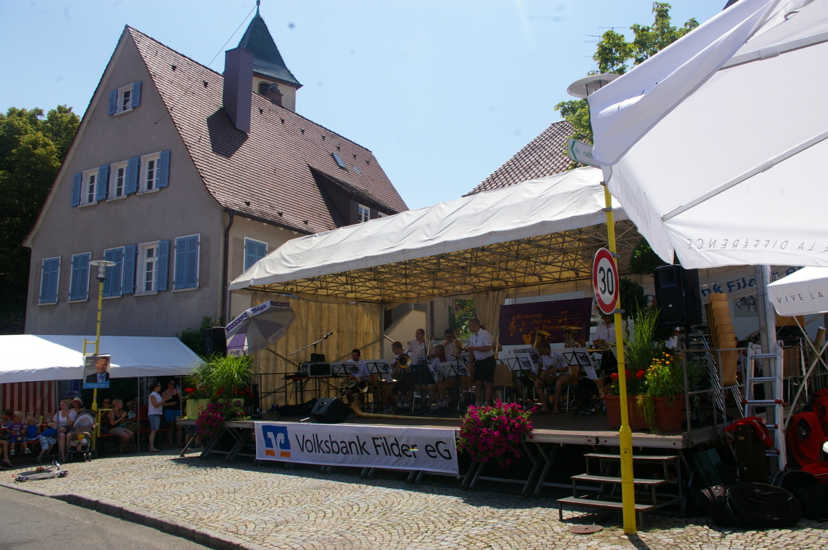 You are currently viewing Straßenfest in Plattenhardt